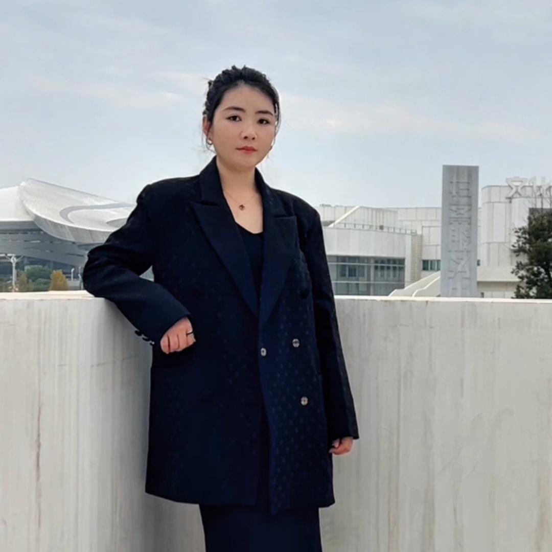 塑明星招商总监美宝