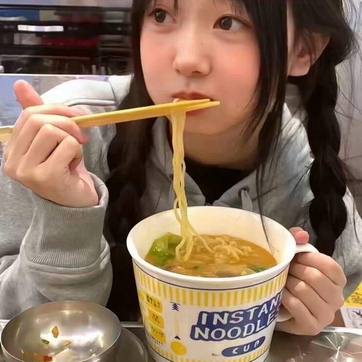 螺蛳粉加炸弹