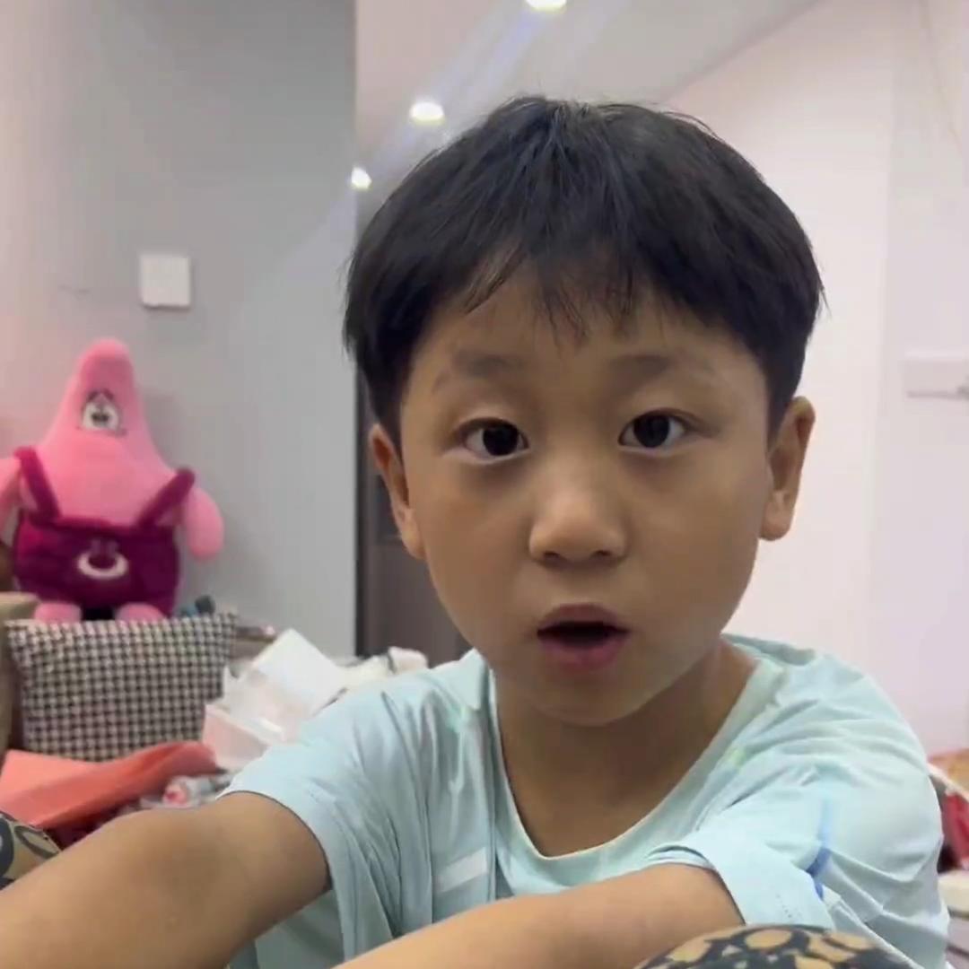子铭（假装大人）🧔🏻