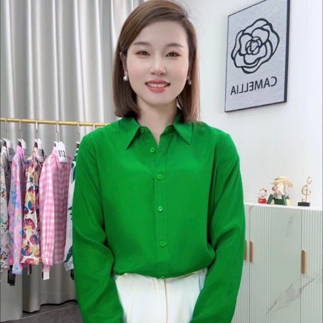 伊玉真丝女装