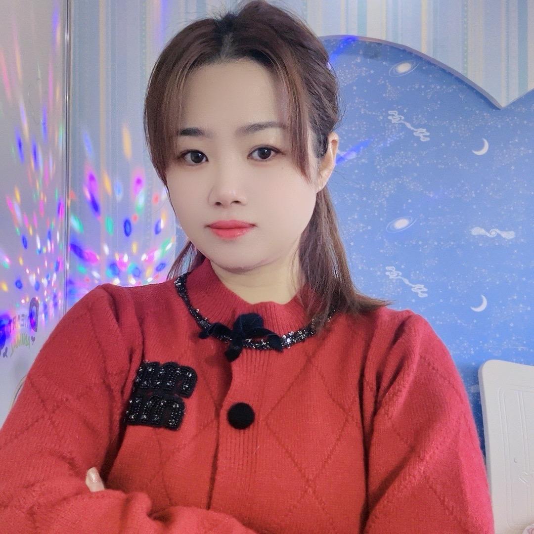 依月🛫