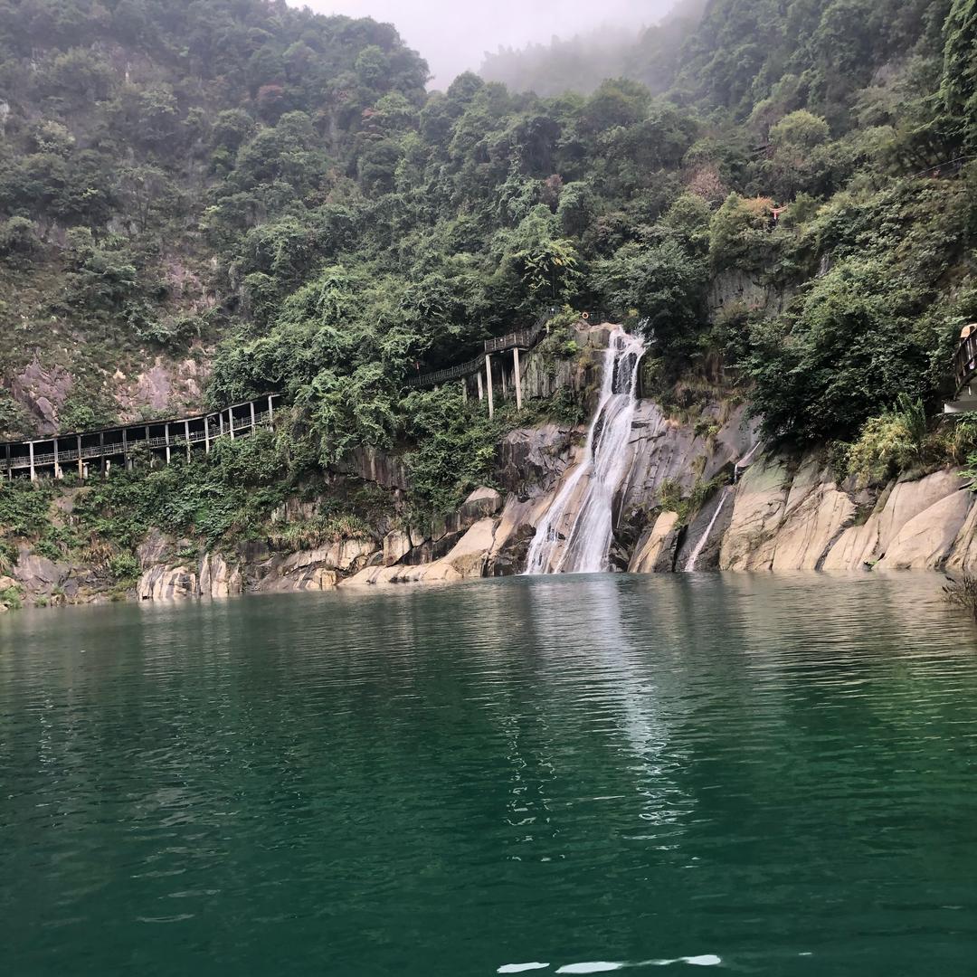 弌弍弎厶