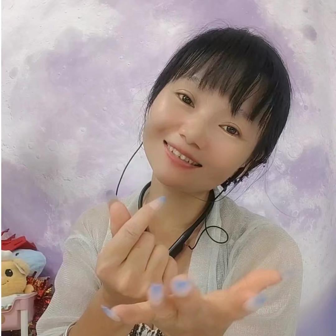 小月吖