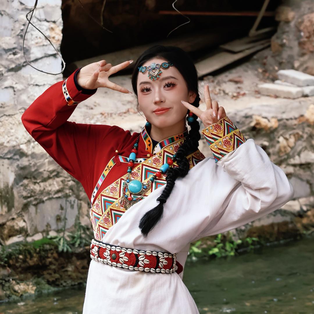 弯弯想要喝可乐