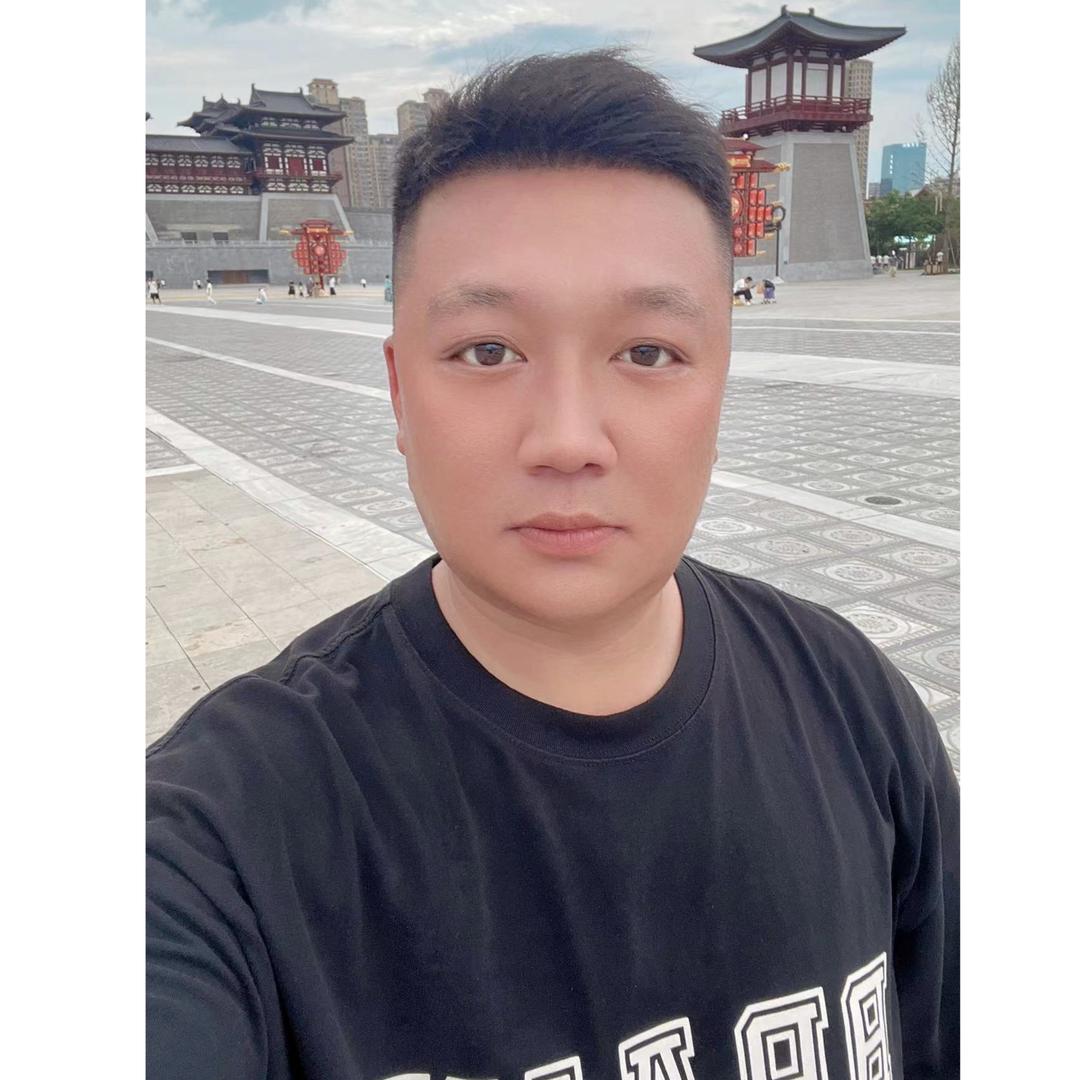 华夏机动车驾驶培训毕队长