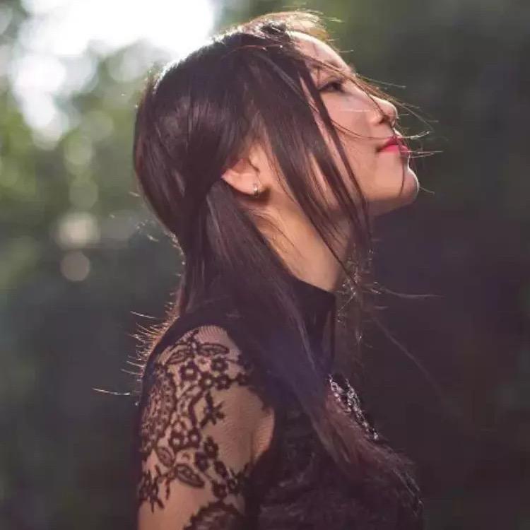 如诗姑娘.^花艺坊