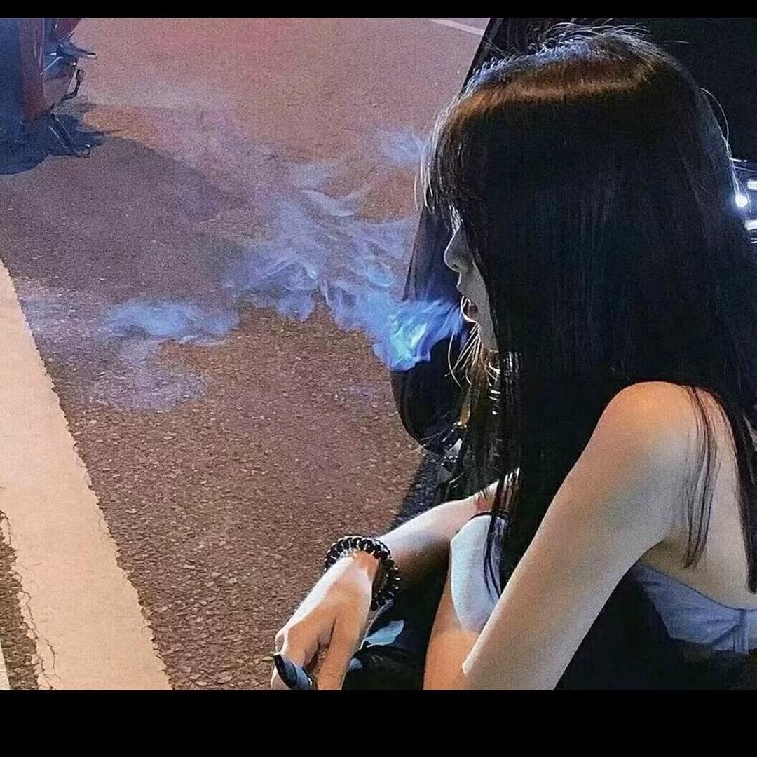 早睡好难.🥀