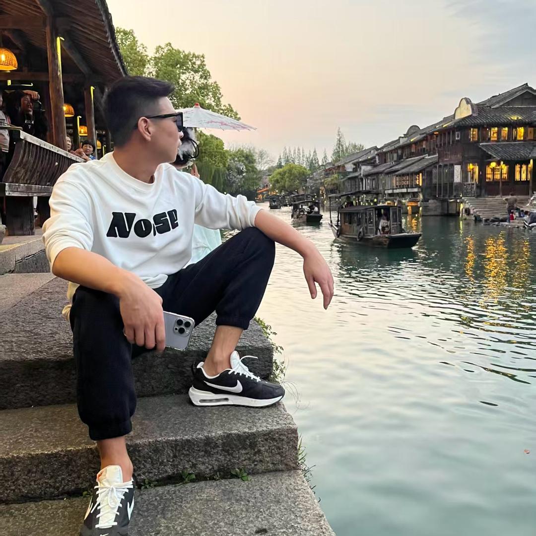 爱途汽车小威哥（年租月付）