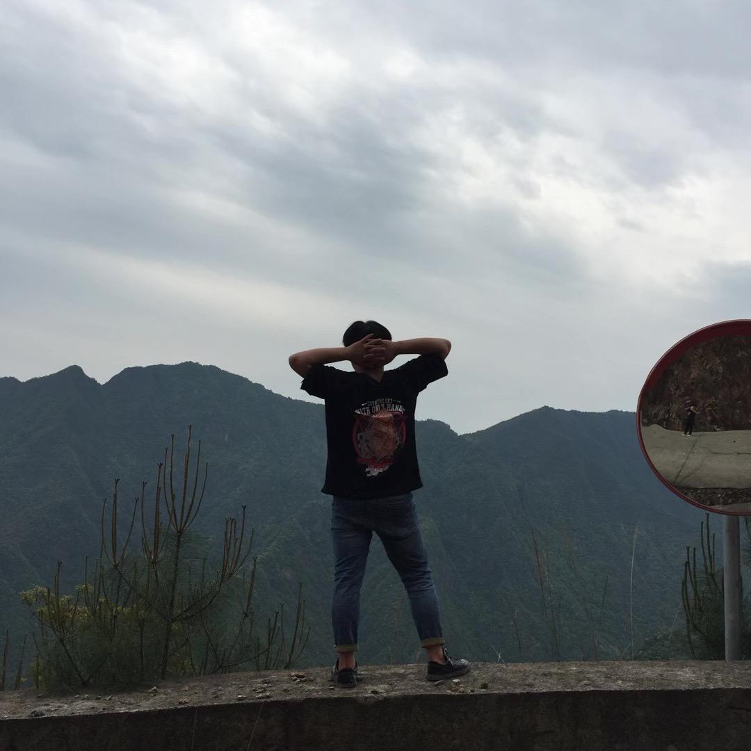 青柠苦了离别.