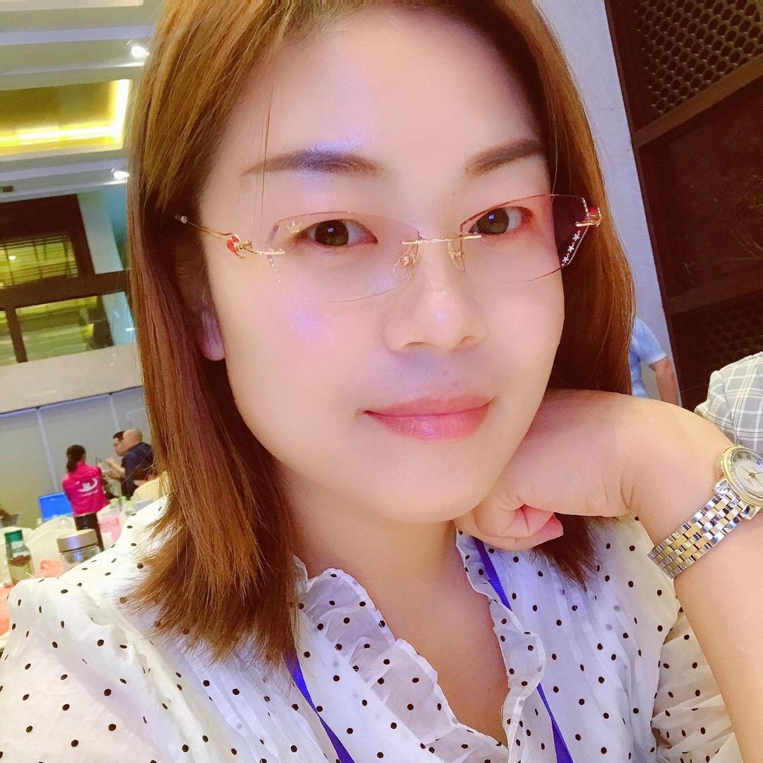 大漂亮的三只小漂亮