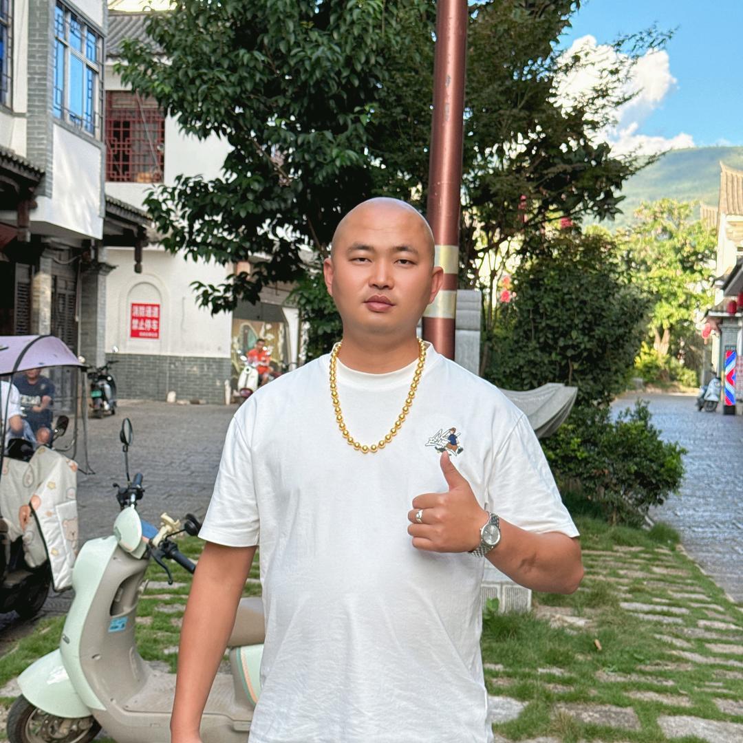 黑皮男装  小黄鱼高价回收