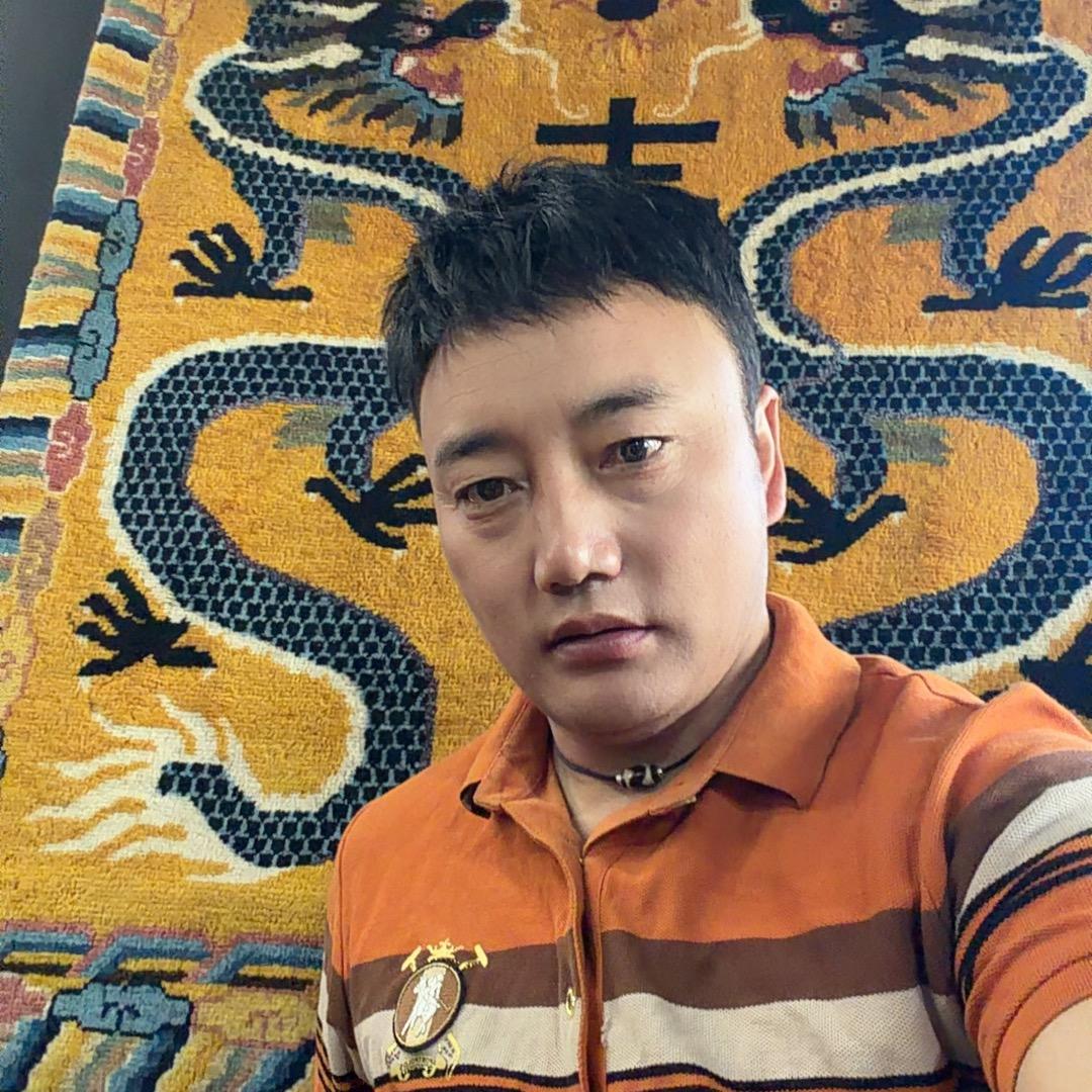 娜拉赞巴古董经营部