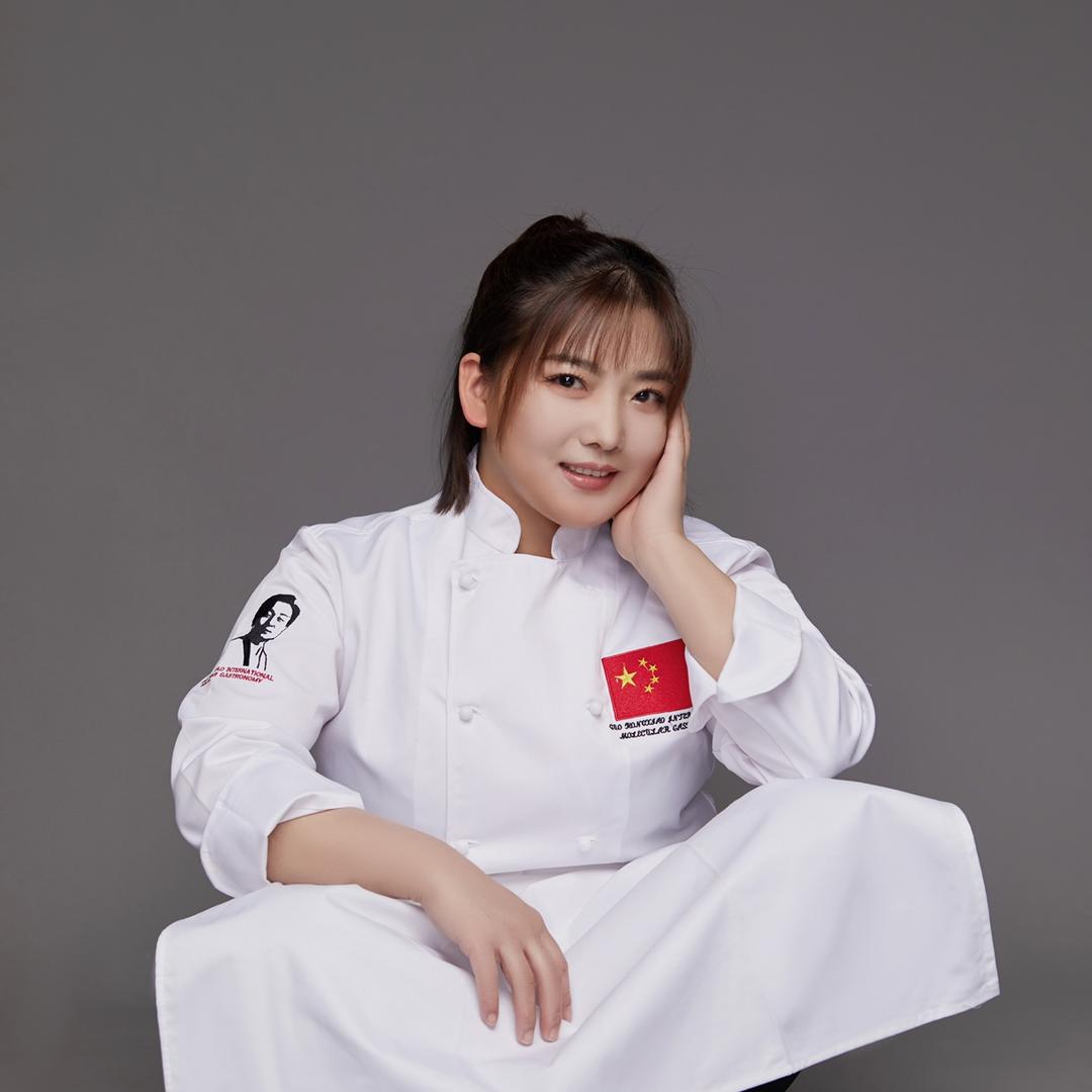 吴岚姐姐