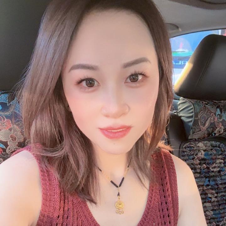 灵石依维妮