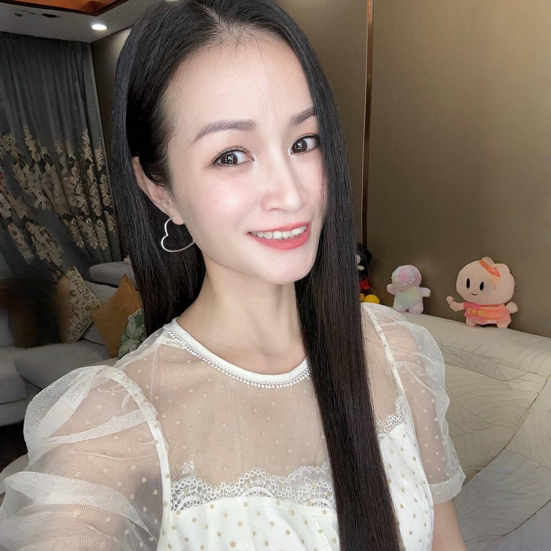 黄喂喂