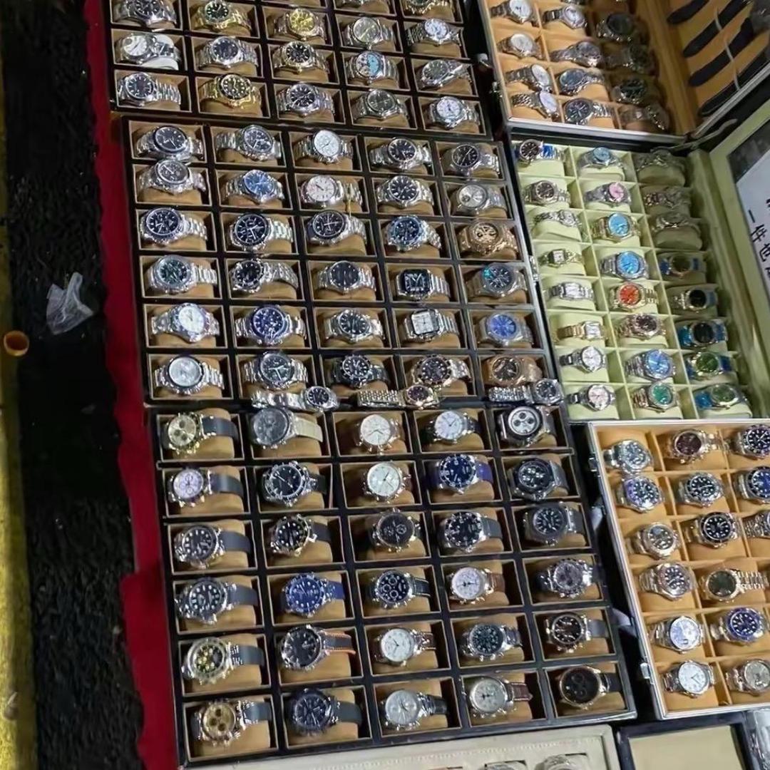 华强北鬼市八戒