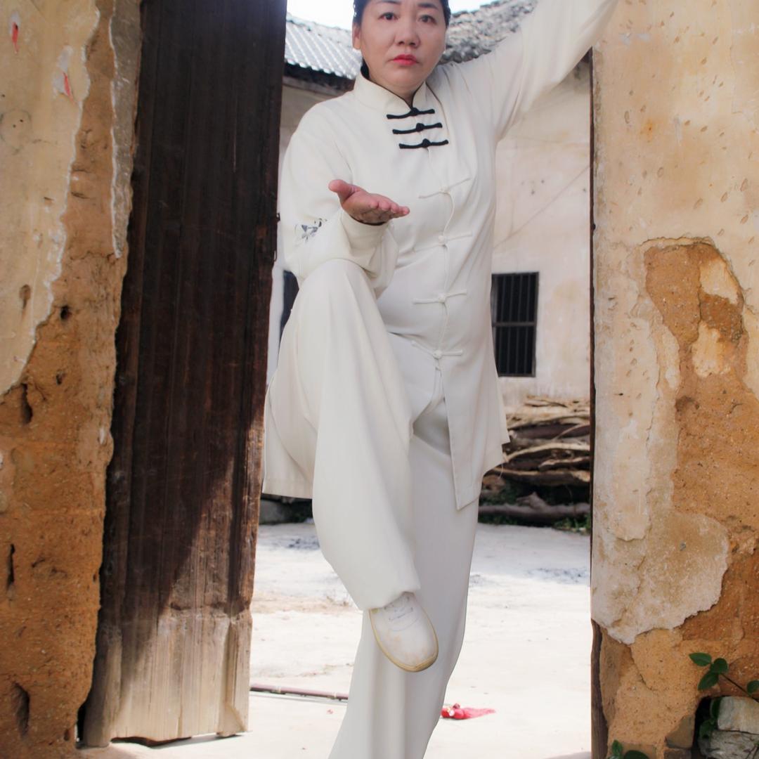 偶尔会武功