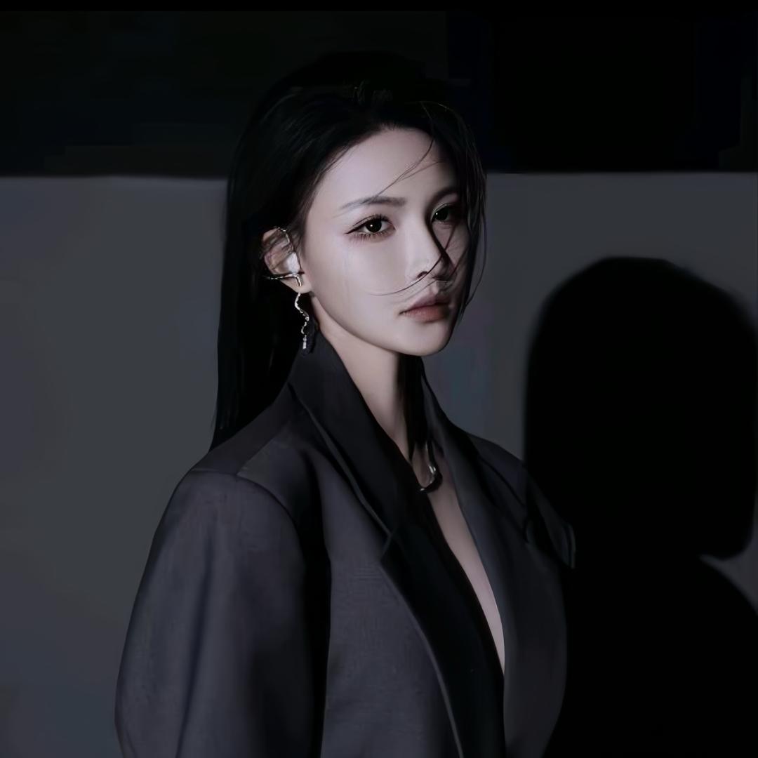 溶溶 RONGRONG「高端女装定制」