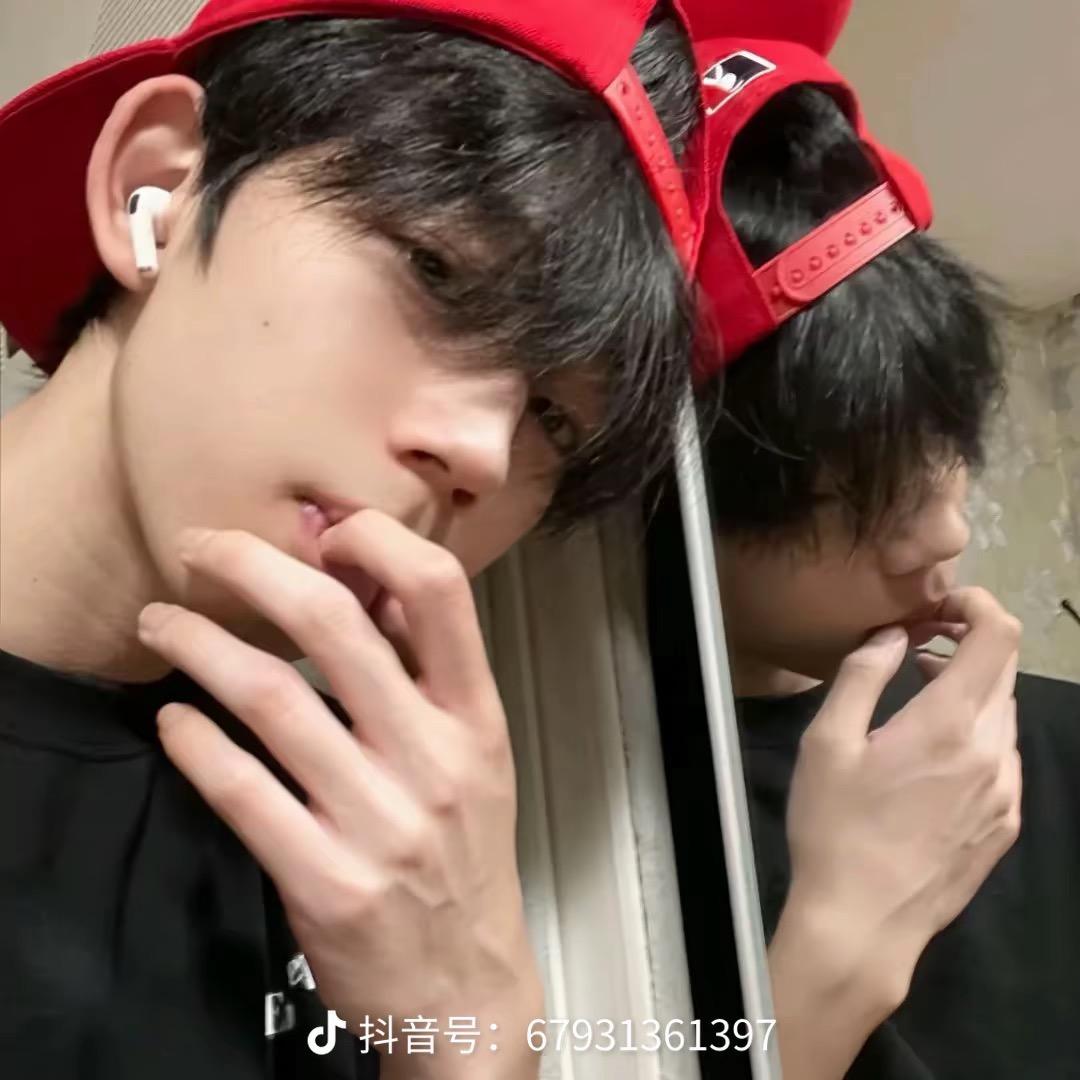 二👑👑💕❤️❤️