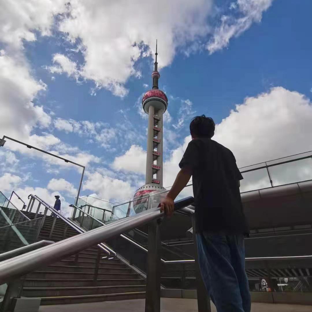 老六的⑥啊