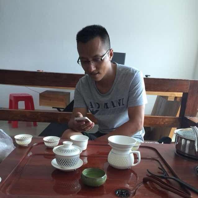 谢家伟地铺石艺术花砖
