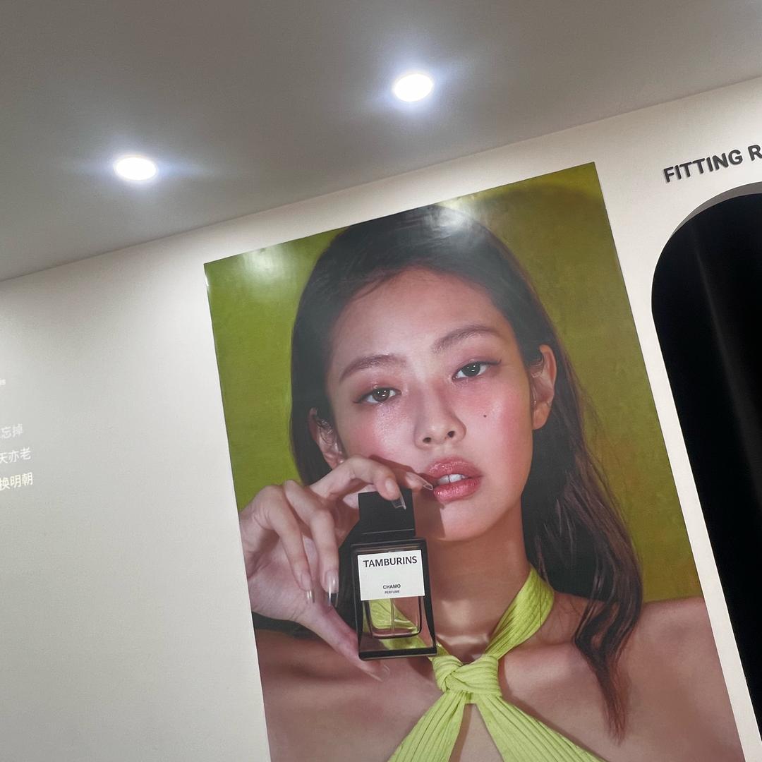 黄骅西西里女装