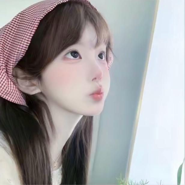 茜茜。