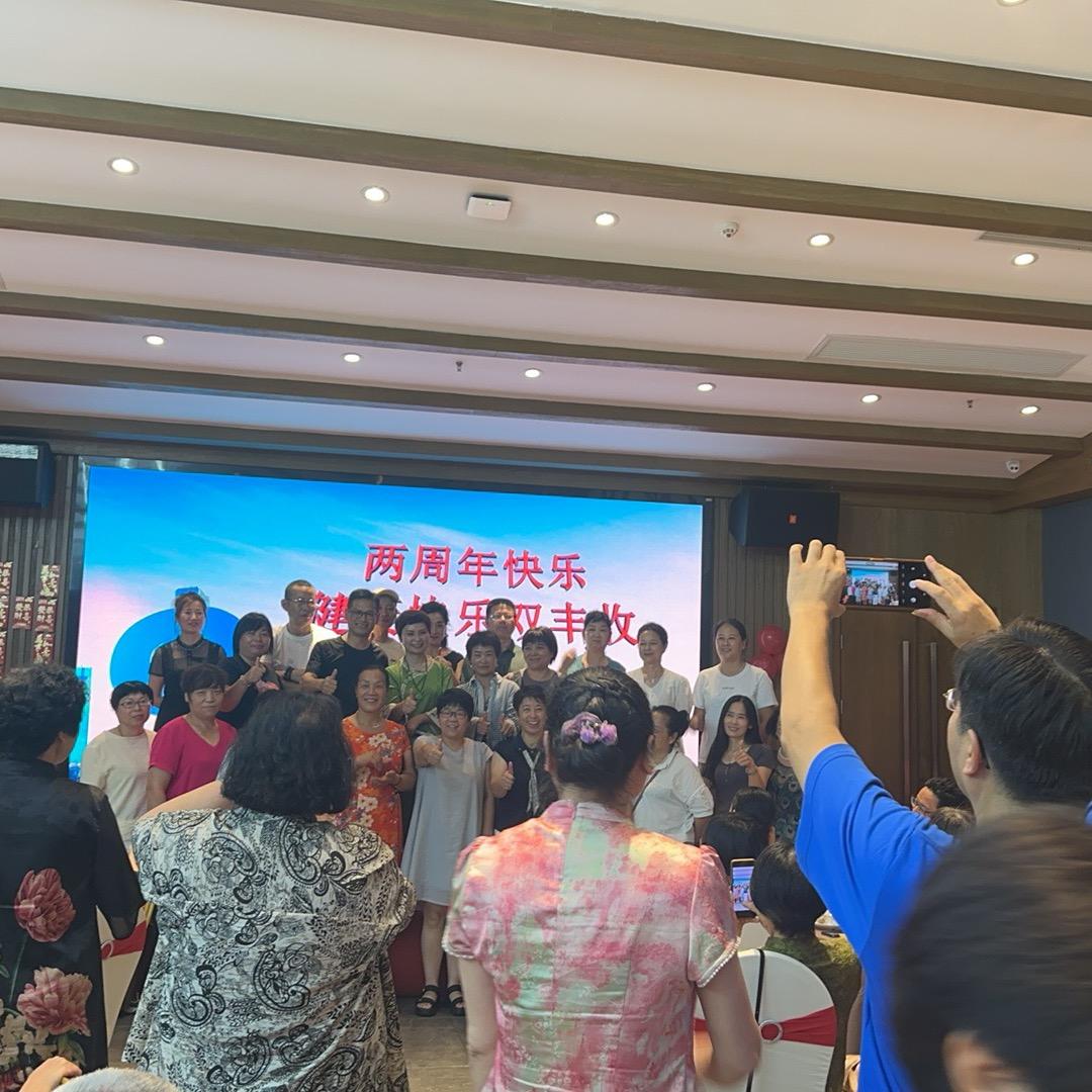 刘琴