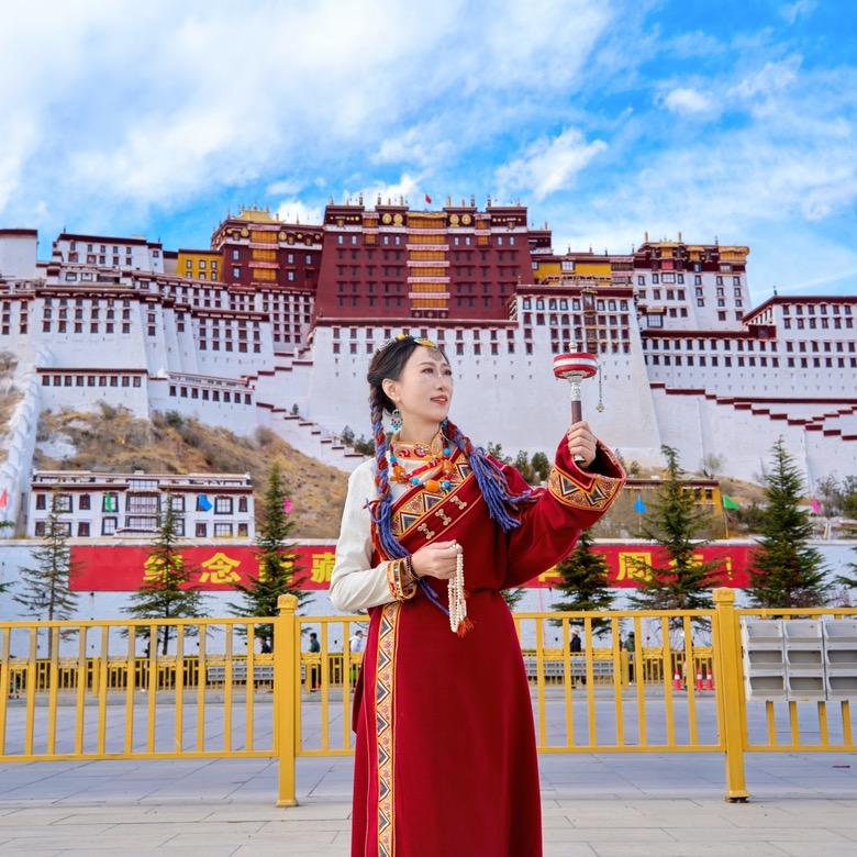 丽人行