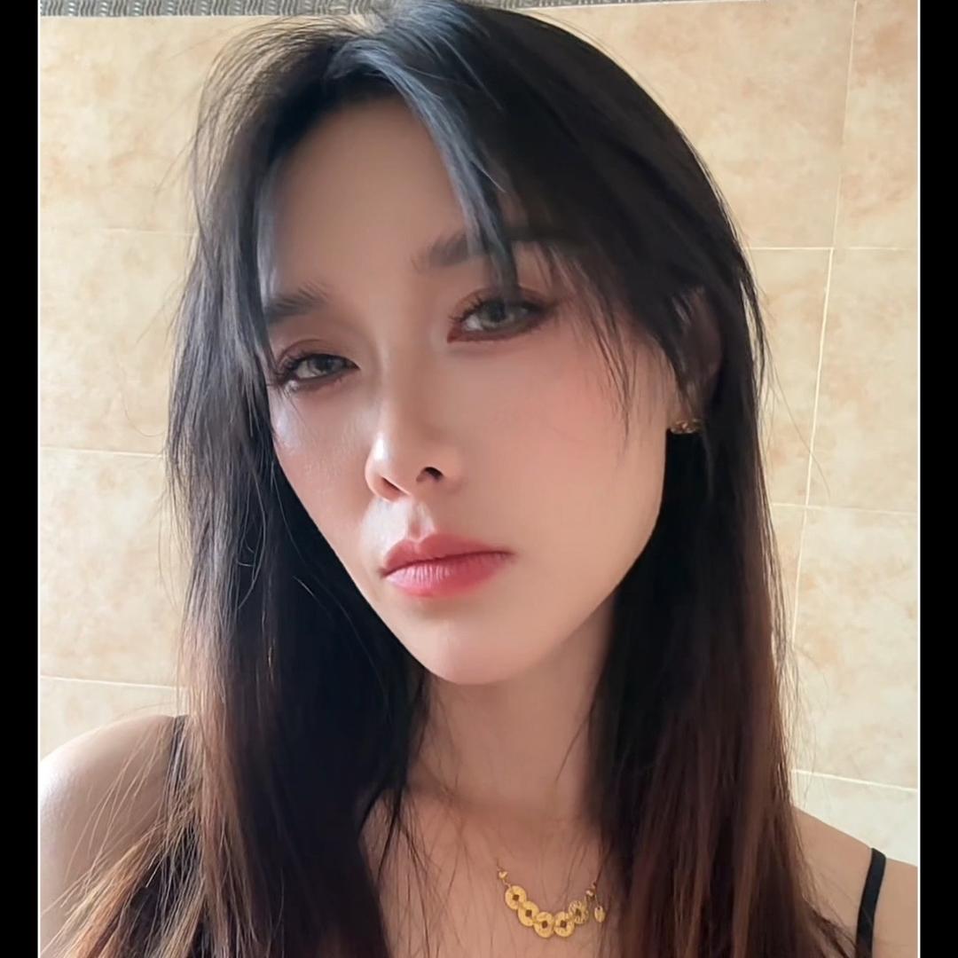 射洪美妆设计师圈圈