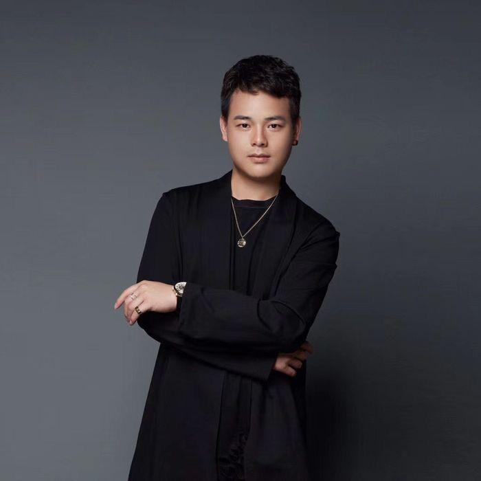 深漂的中年大叔