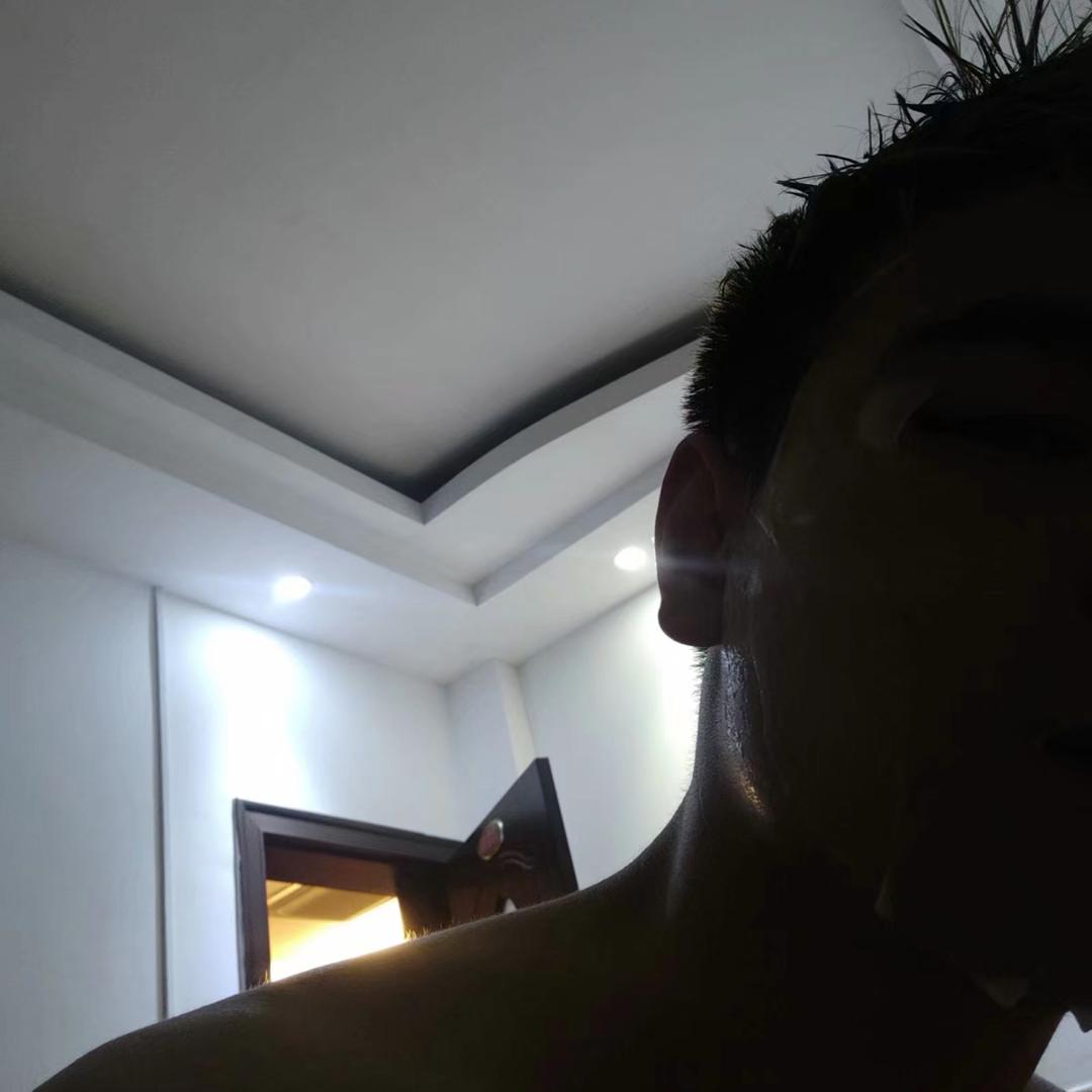 苏_逸