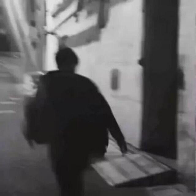 就深情一男的