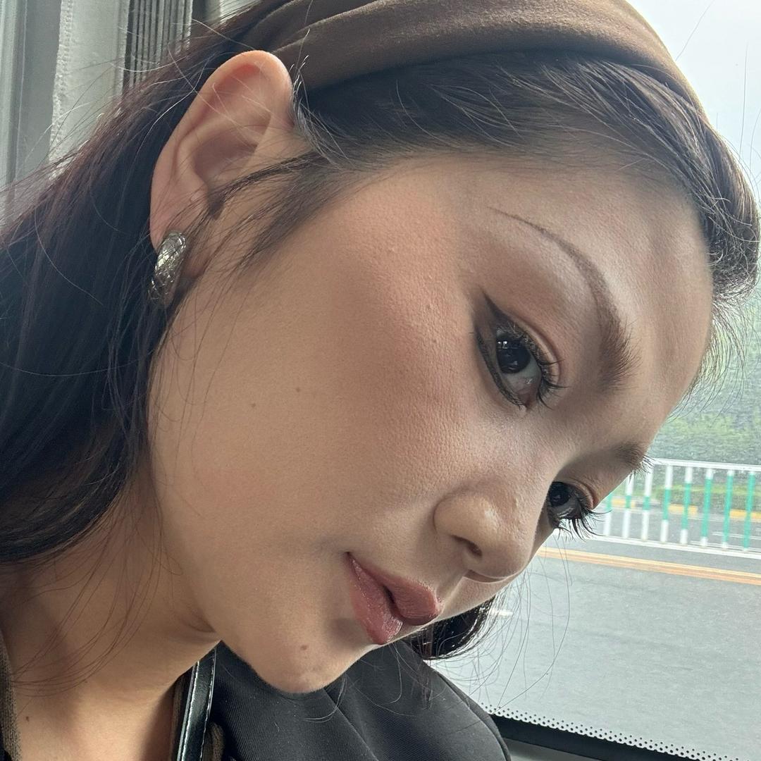 吃萝卜的小羊