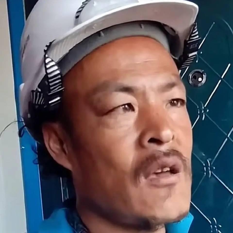 鹤岗王小亮