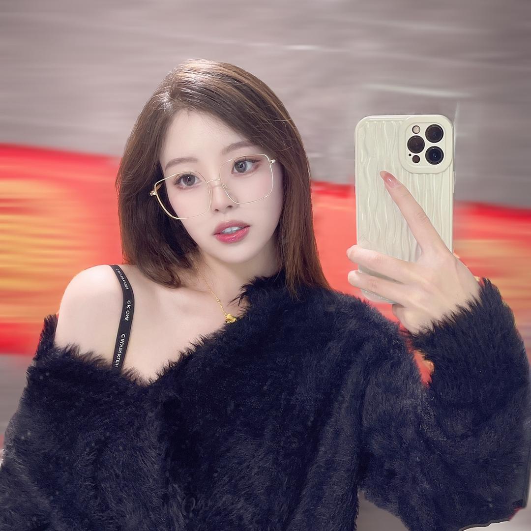 九命猫💕
