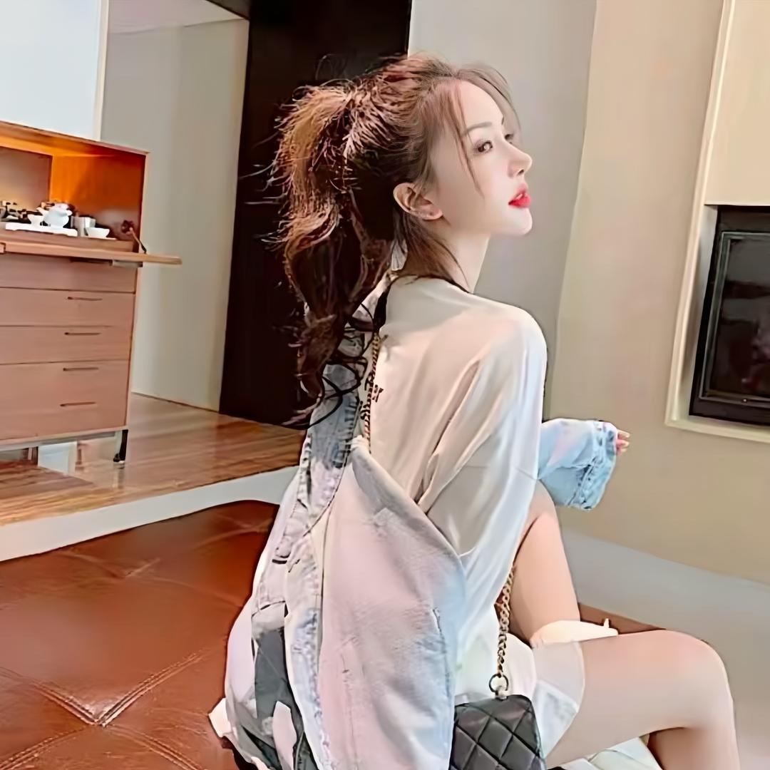 黄加蓝lora(爆款女装)