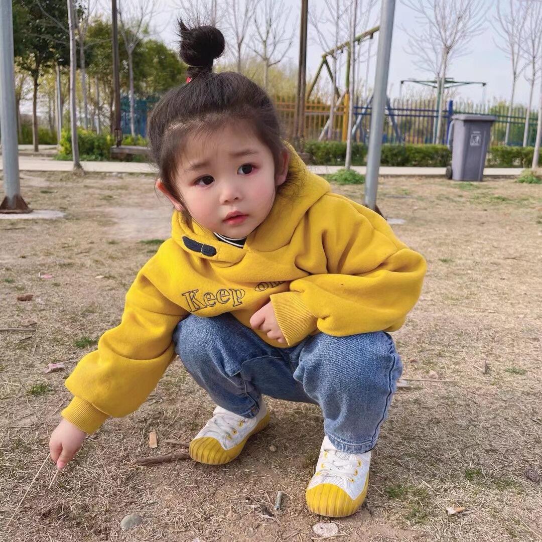 小七(锅在橱窗）