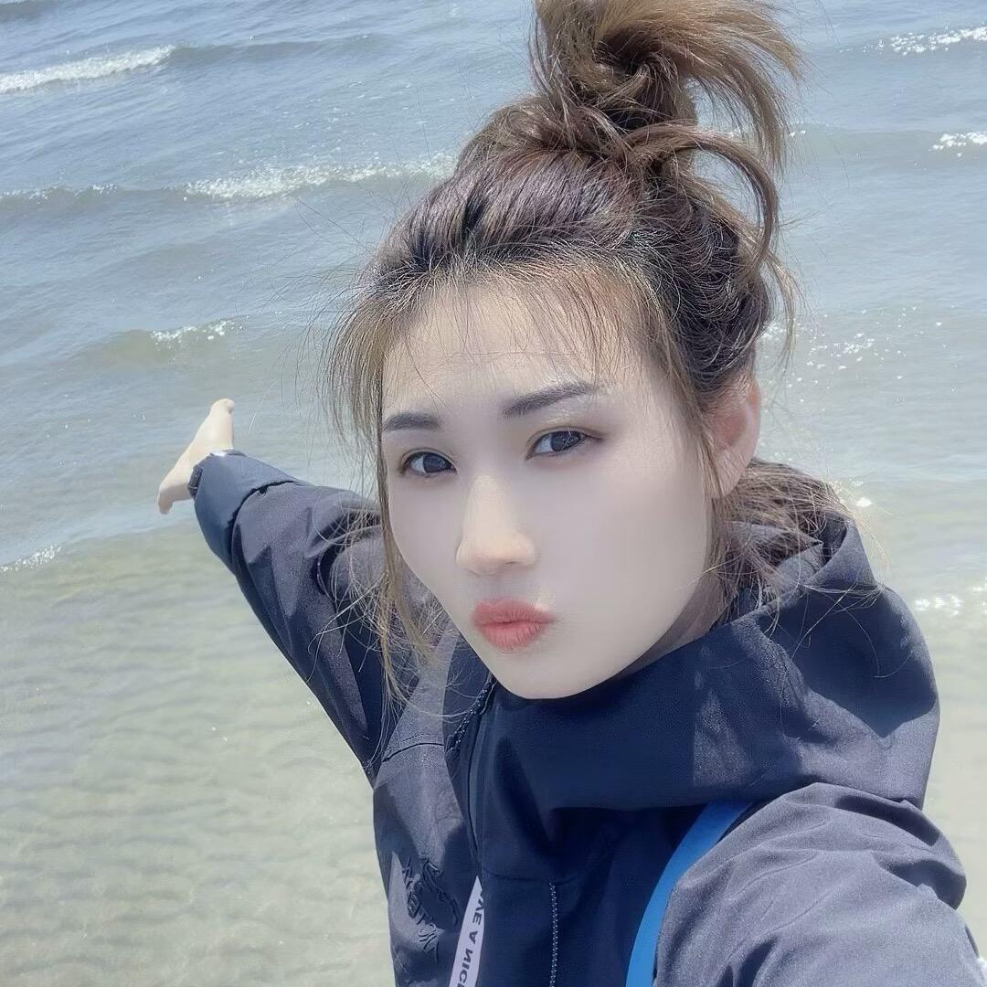 颜妍轻奢服饰
