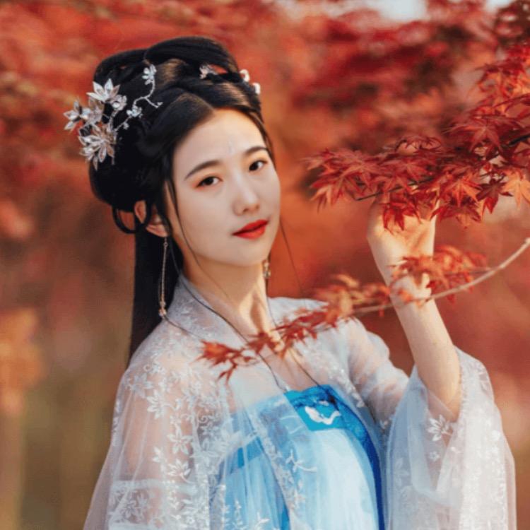 玲姐(๑❛ᴗ❛๑)