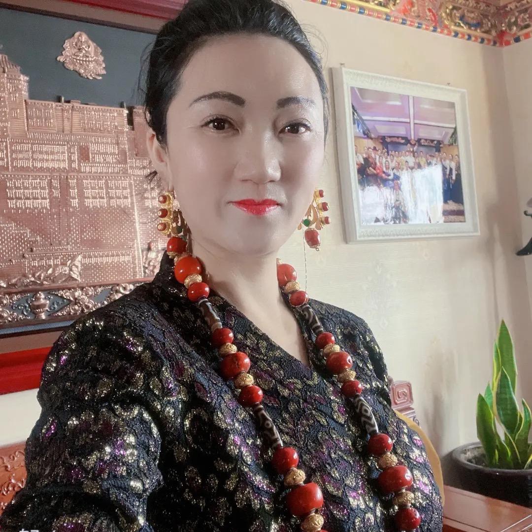 才仁巴毛专营店