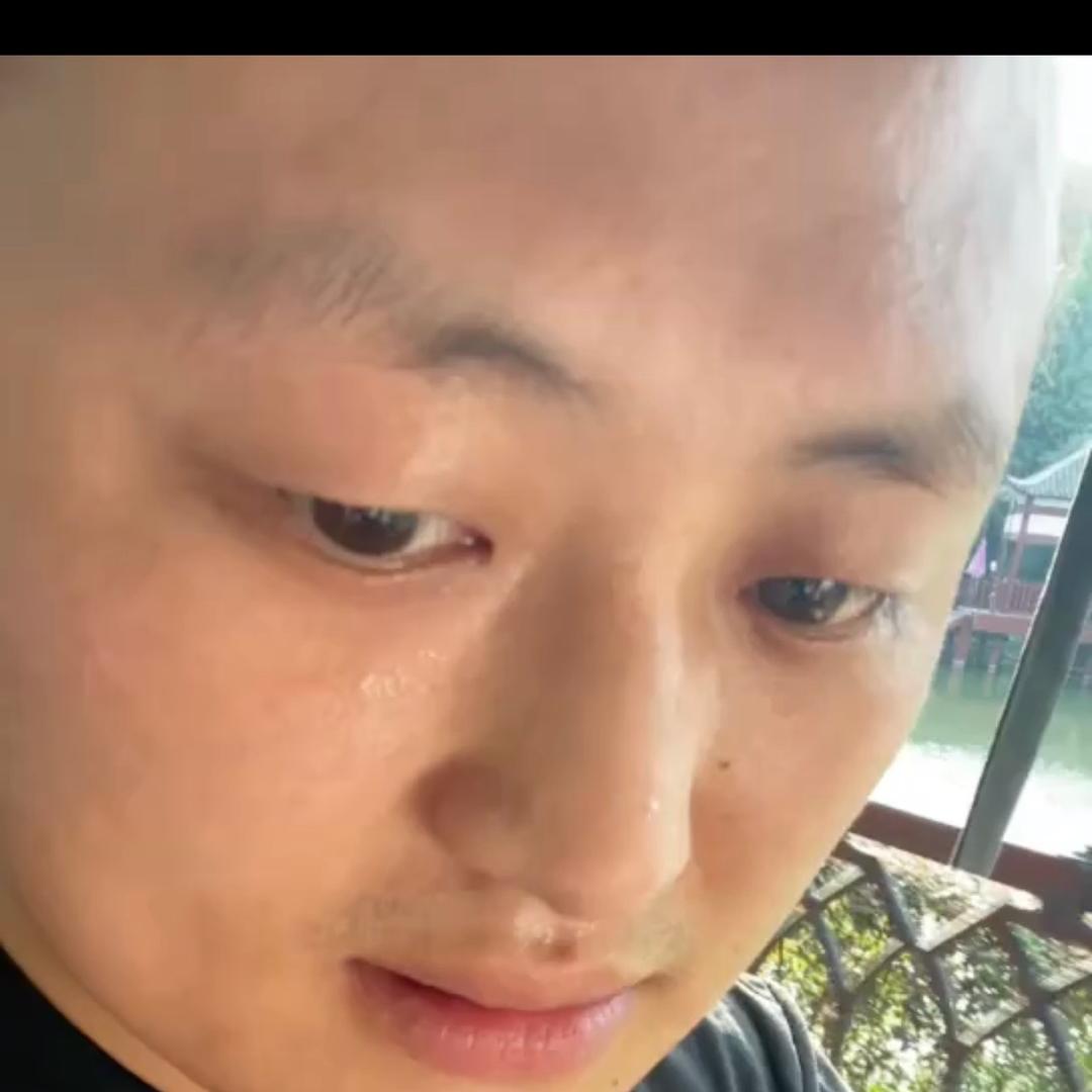 忍睐