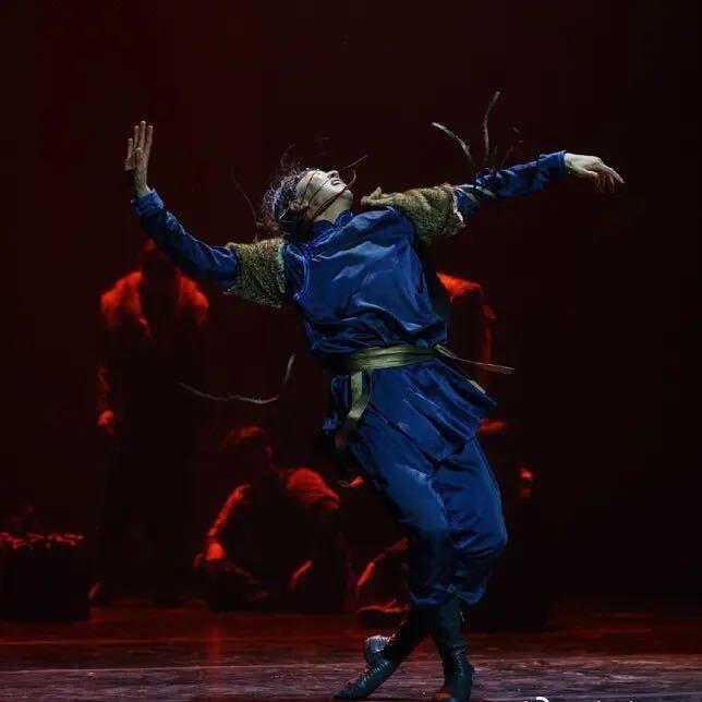 🕵🏽‍♀️阿吴 尕松