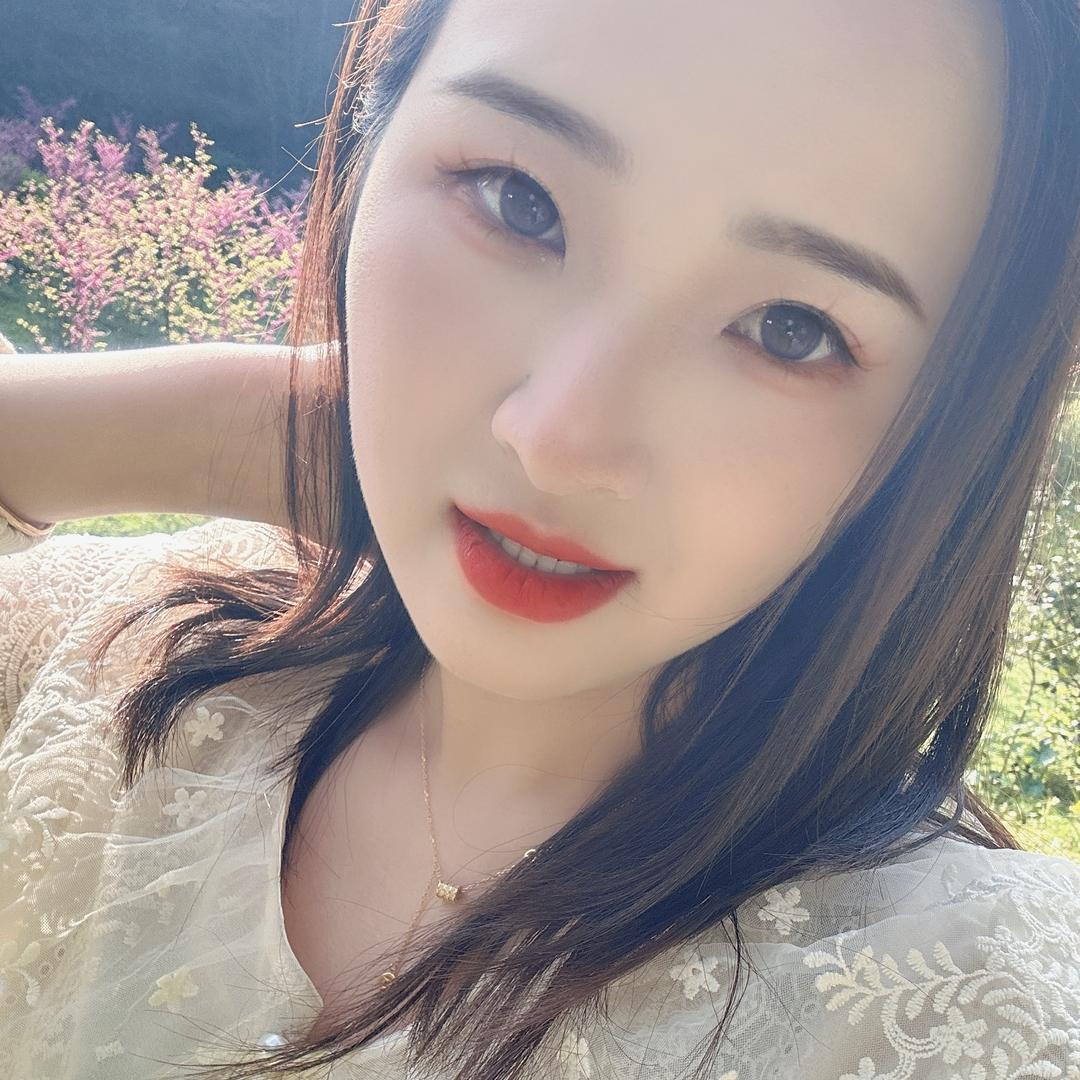 小月月🧚‍♀️