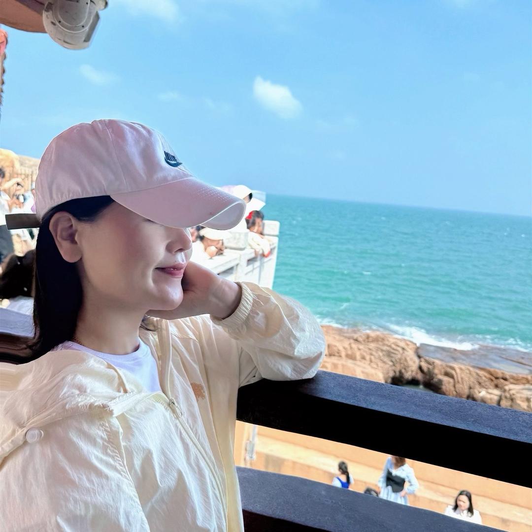请叫我秀秀