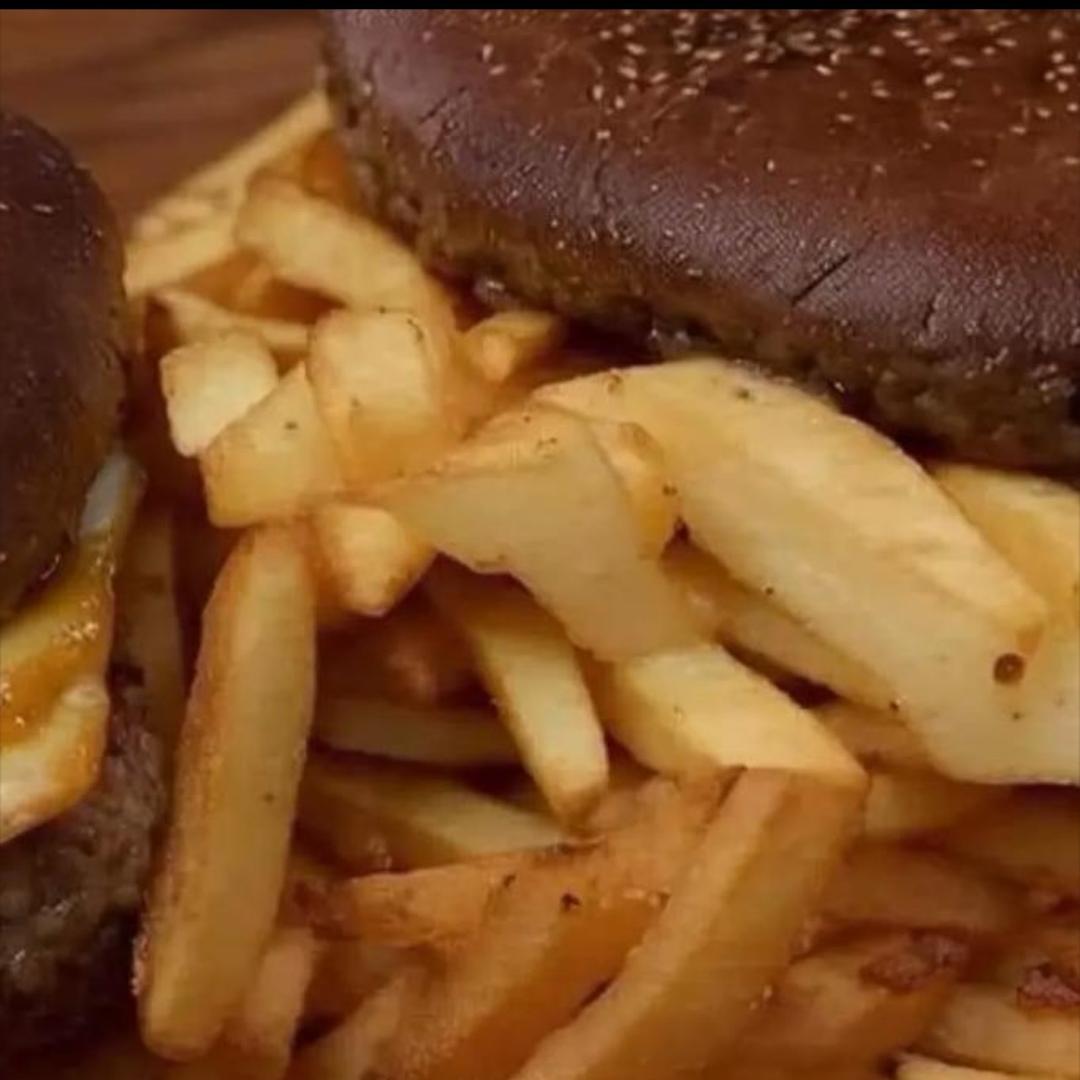 纯白T（国服李信）