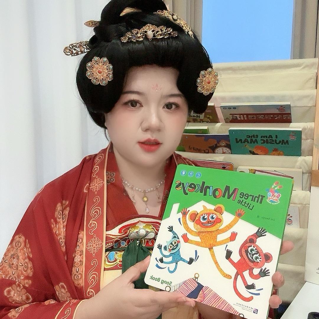 Romee妈妈（英语老师）