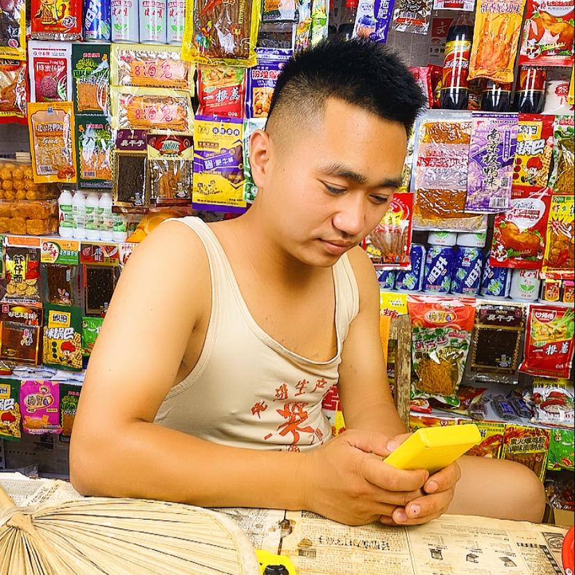 时光小卖部（零食在橱窗）