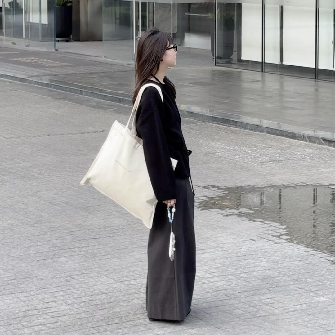 老奴只想卖衣服