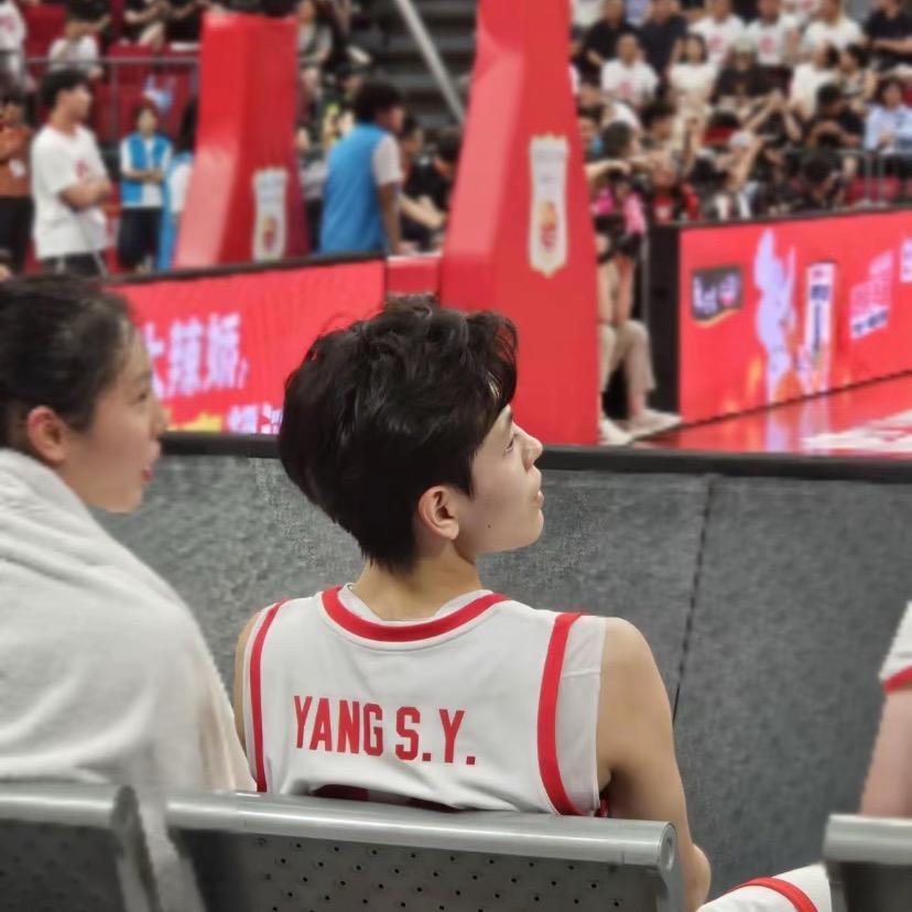瑤..Yo🏀YC